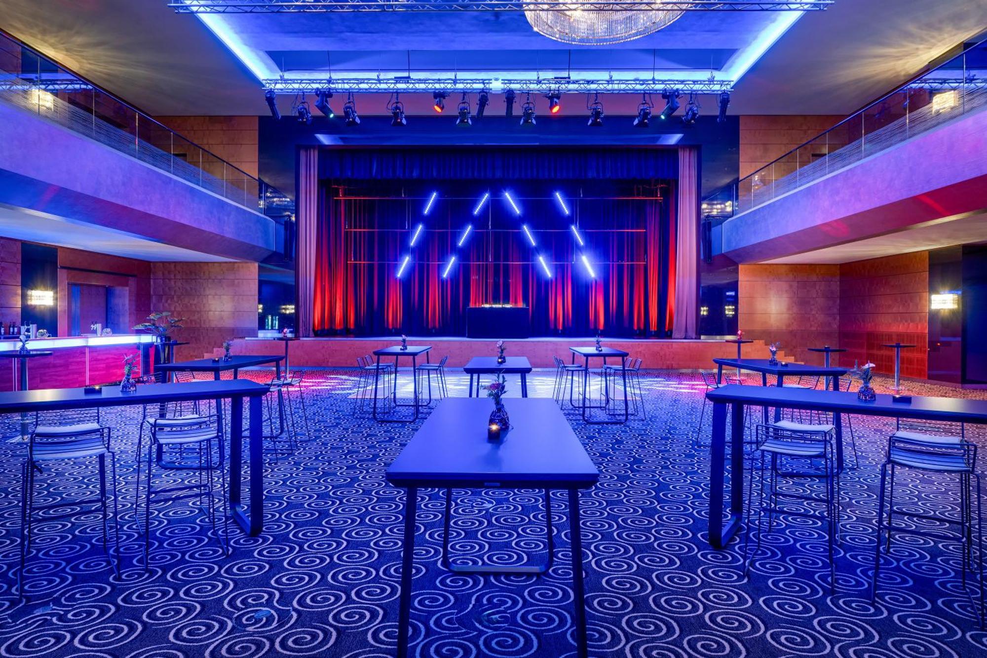 Maritim Hotel Duesseldorf, Dusseldorf